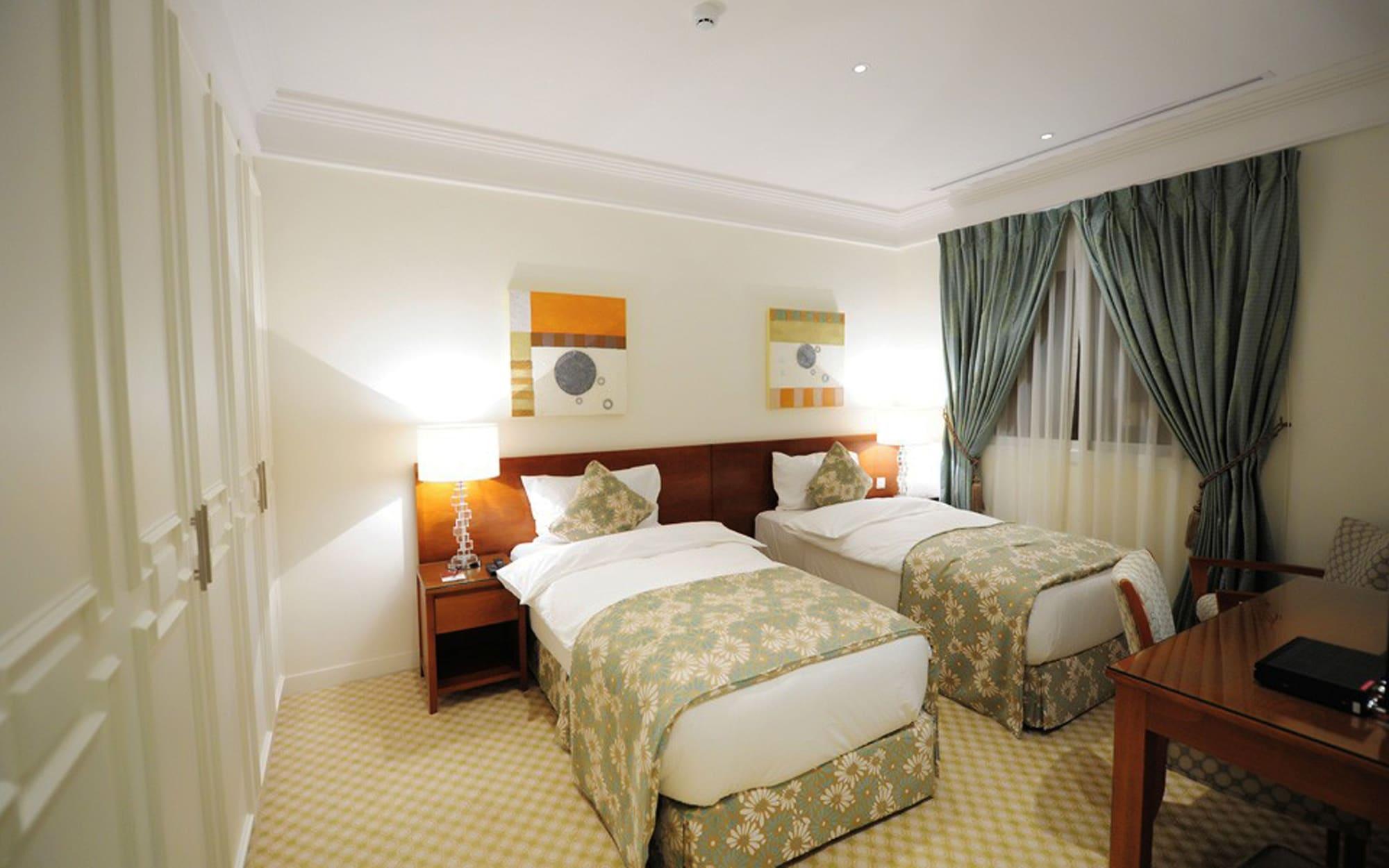 Vivienda Hotel Villas Riyadh Bagian luar foto