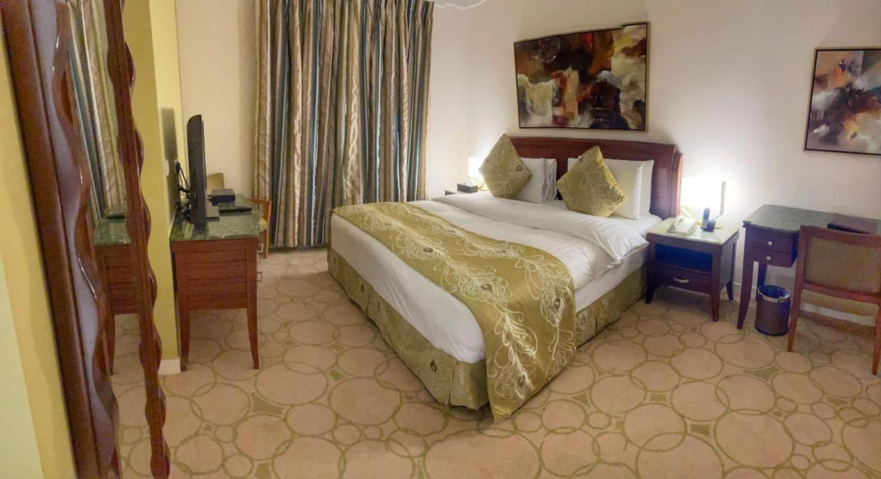 Vivienda Hotel Villas Riyadh Bagian luar foto
