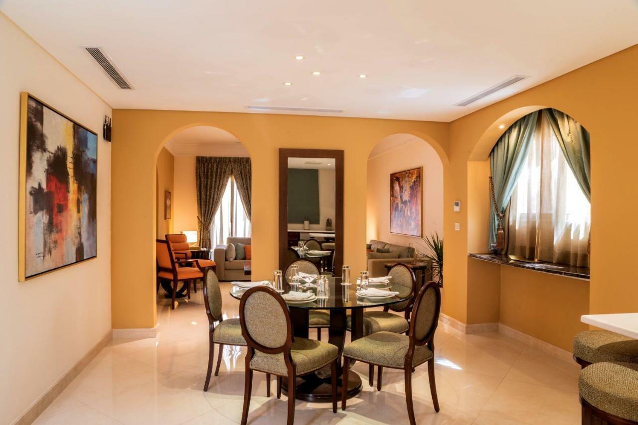 Vivienda Hotel Villas Riyadh Bagian luar foto