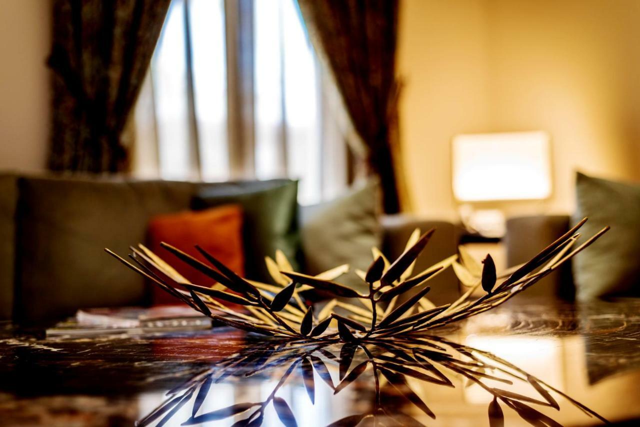 Vivienda Hotel Villas Riyadh Bagian luar foto