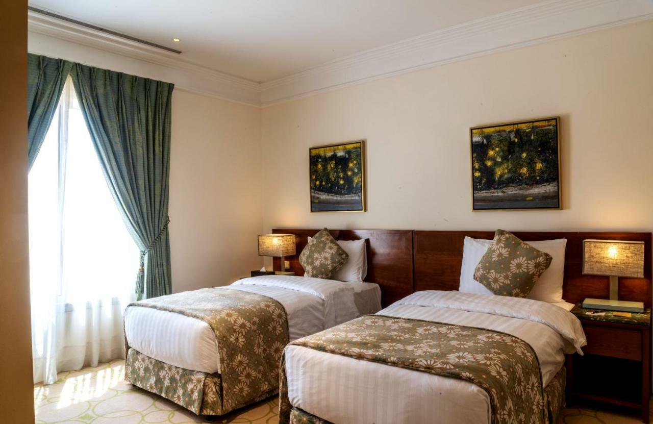 Vivienda Hotel Villas Riyadh Bagian luar foto