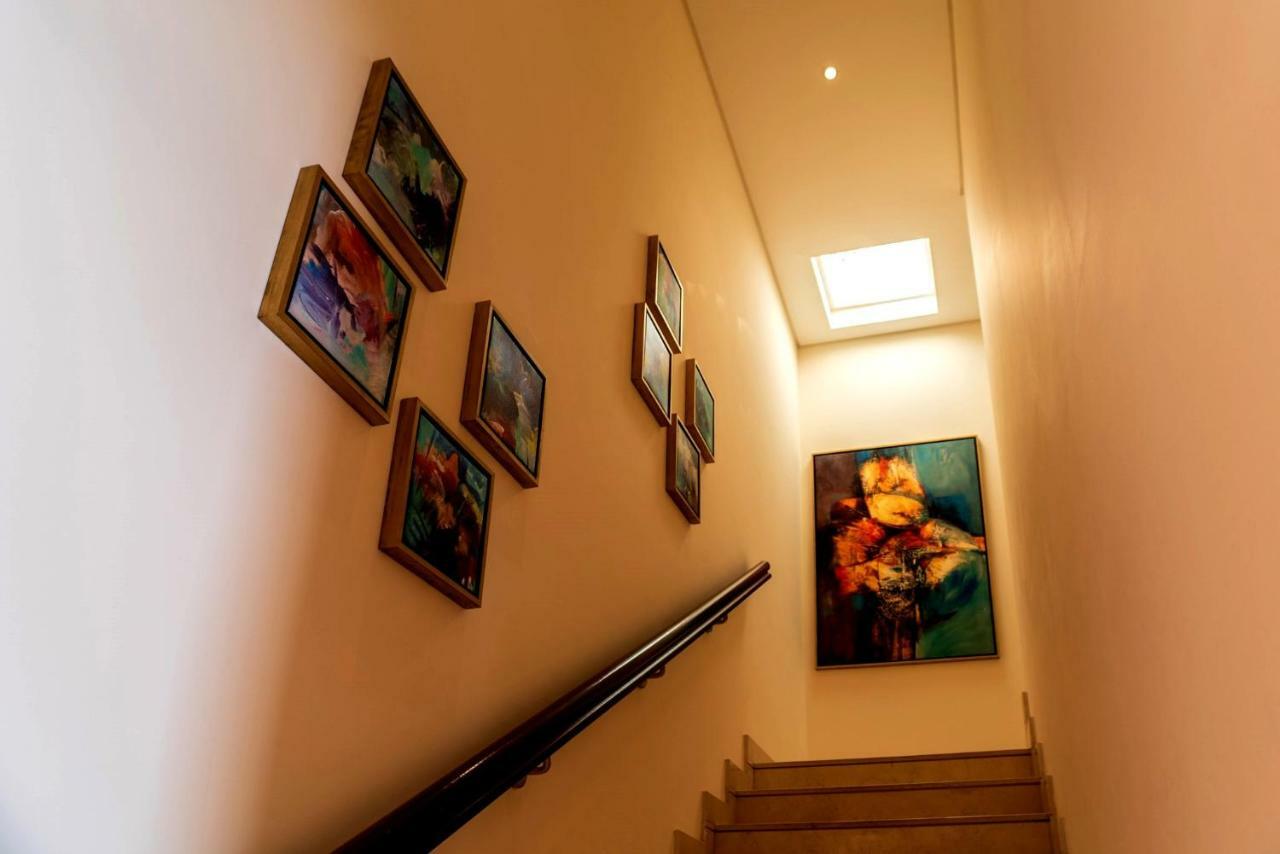Vivienda Hotel Villas Riyadh Bagian luar foto