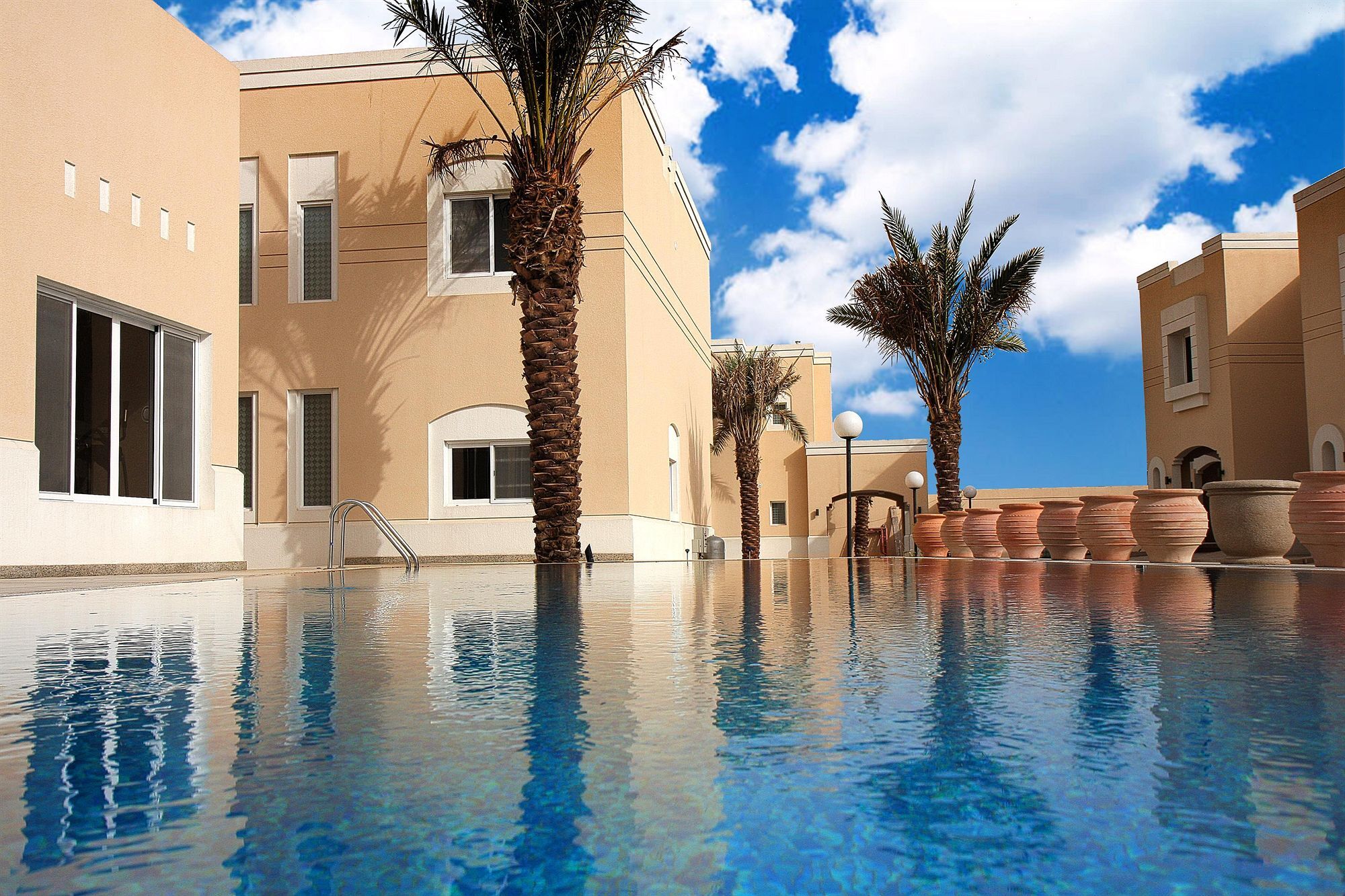Vivienda Hotel Villas Riyadh Bagian luar foto